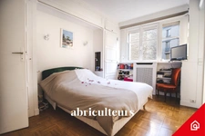 Appartement à vendre - 5 pièces - 2 à 3 chambres - 103 m² - Paris 16 ème / Boulevard Murat - 1 140 000 euros