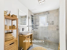 Superbe Villa Familiale de Plain-Pied<span></span>5 Pièces<span></span>139 m²<span></span>Piscine Chauffée -Terrain 1083 m²