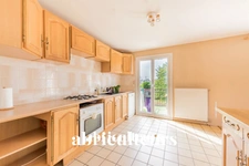 SAINTE GENEVIEVE DES BOIS<span></span>MAISON<span></span>7 PIECES<span></span>5 CHAMBRES<span></span>170 M²<span></span>490.000 €