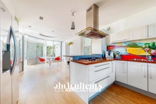 Belle demeure de caractère - 10 pièces - 280 m² - 888 000