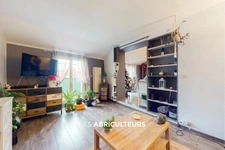 PITHIVIERS / CENTRE<span></span>DUPLEX AVEC MEZZANINE ET BALCON -- 3 PIECES<span></span>2 CHAMBRES<span></span>86 M² AU SOL<span></span>95.000 €