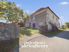 BAIGTS DE BÉARN – CORPS DE FERME - 12 PIÈCES - 8 CHAMBRES - 267 M2 – 179 000 €