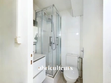 PARIS 15 / QUARTIER COMMERCE – STUDIO LUMINEUX – 1 PIECE – 17 M2 – 198 500 €