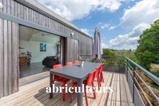 LA MEMBROLLE SUR CHOISILLE / TOURS<span></span>MAISON OSSATURE BOIS AVEC PISCINE<span></span>6 PIECES<span></span>4 CHAMBRES<span></span>1 BUREAU<span></span>170 M2<span></span>700.000 €