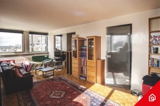 Paris 15 ème<span></span>5 pièces<span></span>3 chambres<span></span>948 00 euros