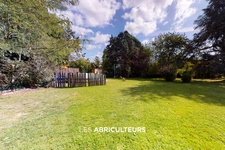 Belle demeure de caractère<span></span>10 pièces<span></span>280 m²<span></span>888 000