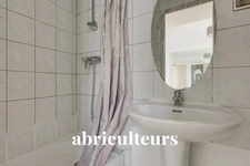 PARIS 18 EME / ABBESSES<span></span>APPARTEMENT<span></span>2 PIECES<span></span>1 CHAMBRE<span></span>26 m2<span></span>300.000€