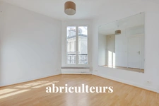 PARIS 18 EME / ABBESSES<span></span>APPARTEMENT<span></span>2 PIECES<span></span>1 CHAMBRE<span></span>26 m2<span></span>300.000€