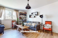 PUTEAUX/BOIELDIEU APPARTEMENT 4 PIECES 2 CHAMBRES - 80 m2 - 469.000 €