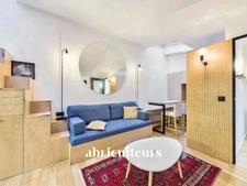 Coup de cœur<span></span>2 pièces de 38 m²<span></span>Lumineux et calme absolu avec balcon<span></span>Rue des Halles, Paris 1er