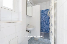 PARIS 10 / QUARTIER LOUIS BLANC<span></span>APPARTEMENT<span></span>3 PIECES<span></span>2 CHAMBRES<span></span>60 m2<span></span>617.000€