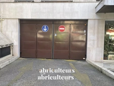 PARIS 15 / BALARD-LECOURBE<span></span>PARKING BOX<span></span>12 M2<span></span>39.000 €