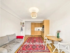 Charmant appartement de 47 m² - Lumineux avec balcon filant - 6ᵉ étage, Clichy
