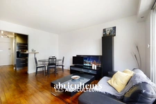 Studio - 32 m² avec balcon - Paris 15