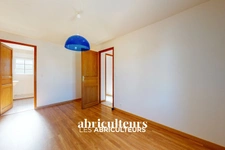 Maison d'environ 127 m2 entre Senlis et Chantilly avec un petit Jardin