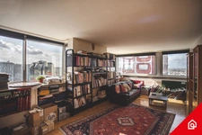 Paris 15 ème<span></span>5 pièces<span></span>3 chambres<span></span>948 00 euros