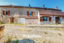 Maison dans village entre Senlis et Chantilly