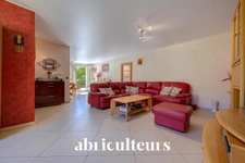 Appartement 4 pièces de  100 m² avec jardin privatif - Annecy