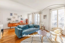 PARIS 10 - APPARTEMENT - 2 PIÈCES - 1 CHAMBRE -  59,03 M² -  600 000 €