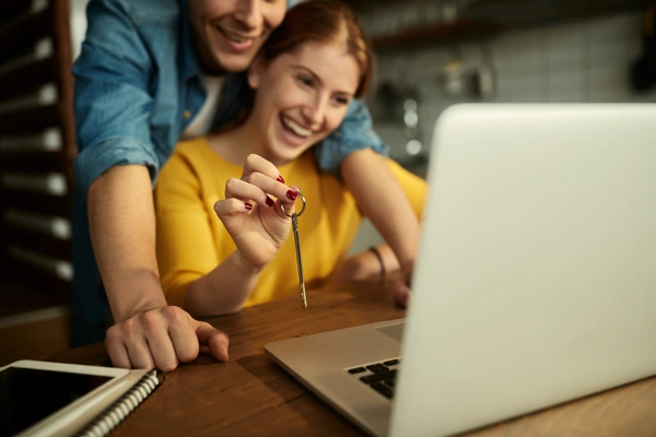 Quels sont les avantages de la vente aux enchères en immobilier ?