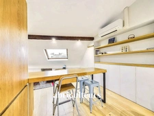 Coup de cœur - Appartement 2 pièces de 50 m² (39 m² Carrez) - Lumineux et optimisé avec balcon et mezzanine - Rue des Halles, Paris 1er