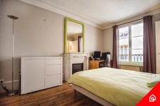 Appartement- 2 pièces<span></span>1 chambre<span></span>Paris 9ème