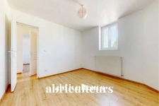 LAIGNEVILLE - MAISON RÉNOVÉE AVEC JARDIN ET DEPENDANCES - 6 PIÈCES - 5 CHAMBRES - 100M2 - 281.000€