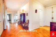 Appartement - 5 pièces - 3 chambres - 140 m² - Paris 16ème : Quartier Auteuil