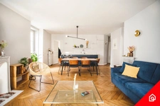 Appartement<span></span>3 pièces<span></span>2 chambres<span></span>Paris 17ème / Batignolles