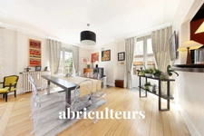 MONTARGIS / CENTRE VILLE - MAISON - 9 PIECES - 7 CHAMBRES - 240 M2 - 495.000 €