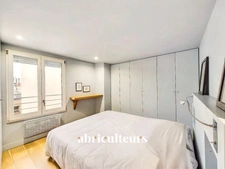Coup de cœur - Appartement 2 pièces de 50 m² (39 m² Carrez) - Lumineux et optimisé avec balcon et mezzanine - Rue des Halles, Paris 1er