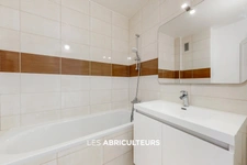 PLAISIR - APPARTEMENT - 3 PIECES - 2 CHAMBRES - 78 M² - 210 000