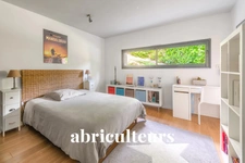 LA MEMBROLLE SUR CHOISILLE / TOURS<span></span>MAISON OSSATURE BOIS AVEC PISCINE<span></span>6 PIECES<span></span>4 CHAMBRES<span></span>1 BUREAU<span></span>170 M2<span></span>700.000 €