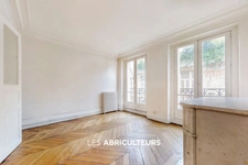 Appartement<span></span>2/3 pièces<span></span>47 m²<span></span>Paris 9 / Saint Georges