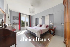 MONTARGIS / CENTRE VILLE - MAISON - 9 PIECES - 7 CHAMBRES - 240 M2 - 495.000 €