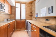 PARIS 10 / QUARTIER LOUIS BLANC<span></span>APPARTEMENT<span></span>3 PIECES<span></span>2 CHAMBRES<span></span>60 m2<span></span>617.000€