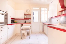 PARIS 16 / AUTEUIL - DUPLEX AVEC BALCON - 8 PIECES - 5 CHAMBRES - 1 BUREAU - 171 m2 - 1.890.000