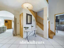 AMILLY<span></span>MAISON<span></span>6 PIÈCES <span></span>4 CHAMBRES<span></span>168 M2<span></span>298.500 €