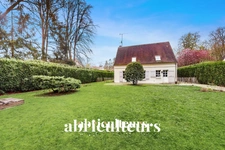 AUMONT-EN-HALATTE - MAISON - 5 PIÈCES - 3 CHAMBRES - 110 M2 - 490.000 €