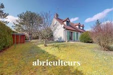 BOULANCOURT / PROCHE MALESHERBES<span></span>MAISON<span></span> 7 PIECES SUR SOUS SOL<span></span>5 CHAMBRES<span></span>190 M2<span></span>295.000 €