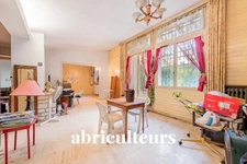 ANTONY / QUARTIER LA FONTAINE, PARC DE SCEAUX, CROIX DE BERNY<span></span>MAISON AVEC TERRAIN DE 491 M2 <span></span>8 PIECES<span></span>6 CHAMBRES<span></span>150 M2<span></span>816.000€