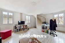 NIORT / QUARTIER CENTRE OUEST<span></span>MAISON<span></span>3 PIECES<span></span>1 CHAMBRE<span></span>67 M²<span></span>140 000 EUROS