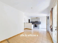 JOLIE MAISON FAMILIALE T4 ET SON T2 INDEPENDANT DE 156M² AU TOTAL<span></span>PERLE RARE- MARSEILLE BEAUMONT 13012