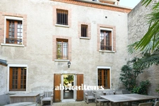 ORLEANS / PROCHE GARE<span></span>MAISON BOURGEOISE AVEC JARDIN<span></span>9 PIECES<span></span>7 CHAMBRES<span></span>205 m2<span></span>675.000 €