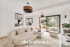 Maison contemporaine – 122,64 m² – 6 pièces – Quartier Clos, Vélizy-Villacoublay