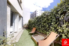 Appartement 3 p.<span></span>53 m² avec terrasse de 30 m²- Paris 17