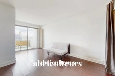 PARIS 15 / SAINT LAMBERT CONVENTION<span></span>STUDIO AVEC BALCON<span></span>1 PIECE<span></span>24 M2<span></span>290.000 €