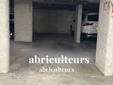 ASNIERES SUR SEINE / BOURGUIGNONS <span></span>PLACE DE PARKING EN ENFILADE <span></span>20.000 €