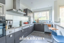 Appartement 5 pièces - 104 m² - Résidence Elysée 2, La Celle-Saint-Cloud