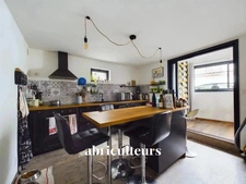 Maison rénovée de 121m2 - Terrasse bois - Charme de l’ancien - 3 chambres - Sainte-Luce - Allée des trois chênes